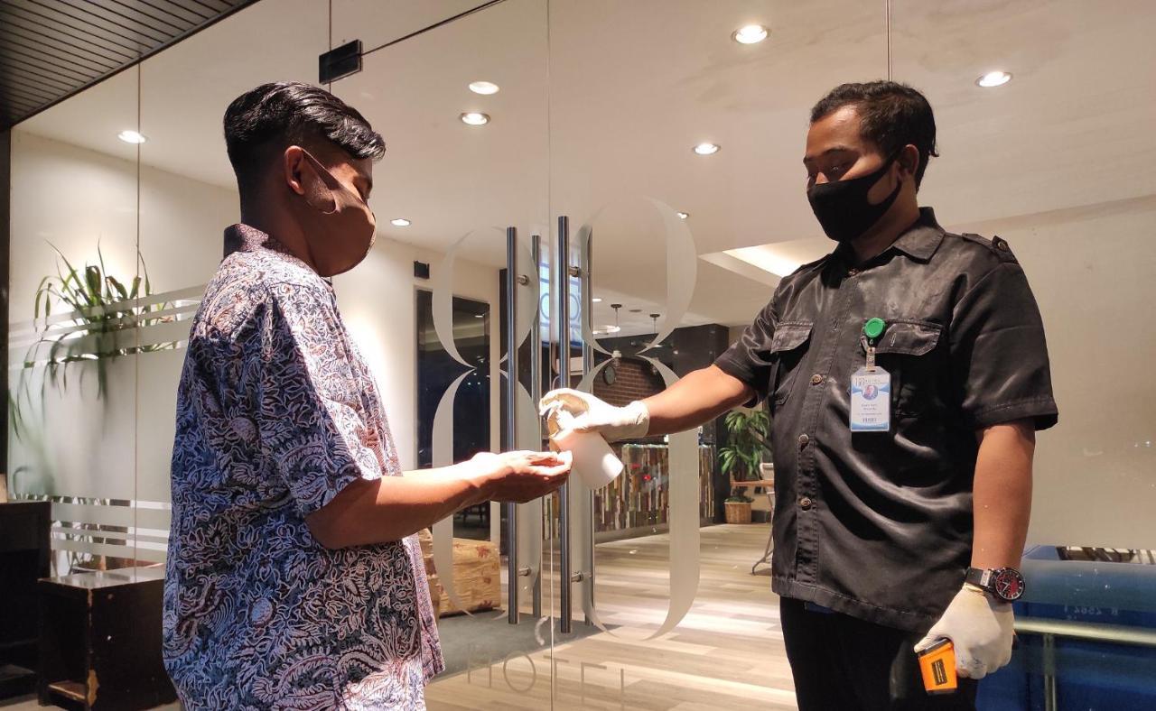 Hotel 88 Mangga Besar Raya 120 Jakarta By Wh Buitenkant foto