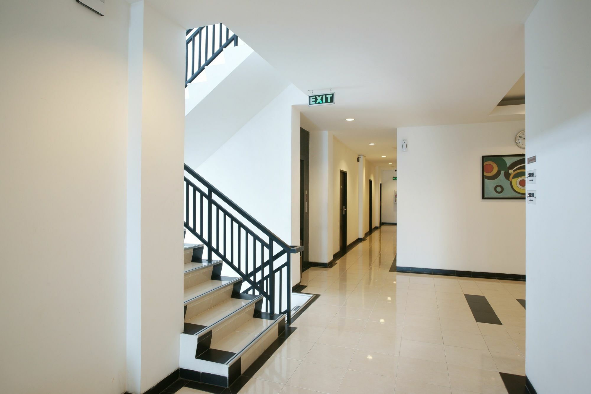 Hotel 88 Mangga Besar Raya 120 Jakarta By Wh Buitenkant foto